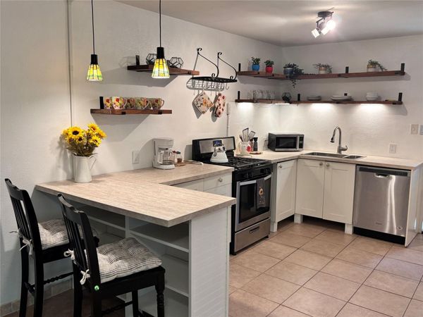 5414 Bolm RD, Unit B, Austin, TX 78721