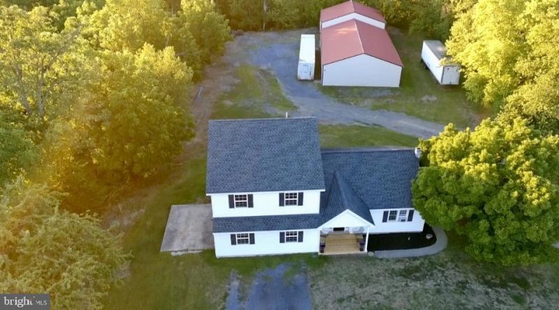 95 FISHER AVENUE, JONESTOWN, PA 17038