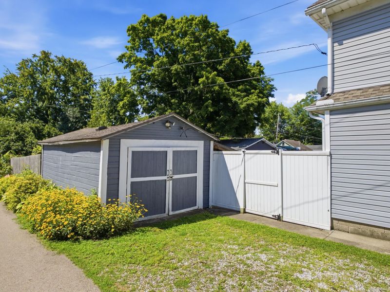 18 W Xenia Street, Jamestown, OH 45335 Photo 28