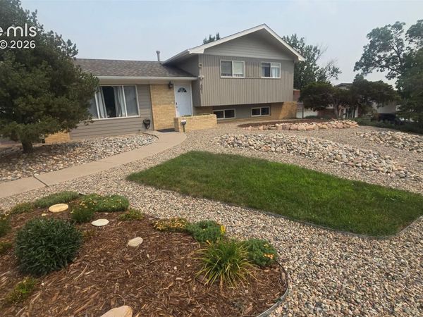 601 Crestridge Avenue, Colorado Springs, CO 80906