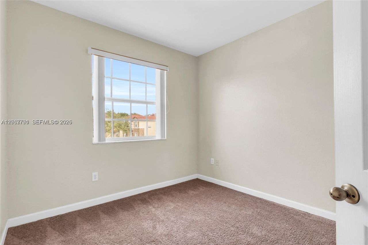 1395 NE 33rd Ave , Unit 206-26, Homestead, FL 33033 Photo