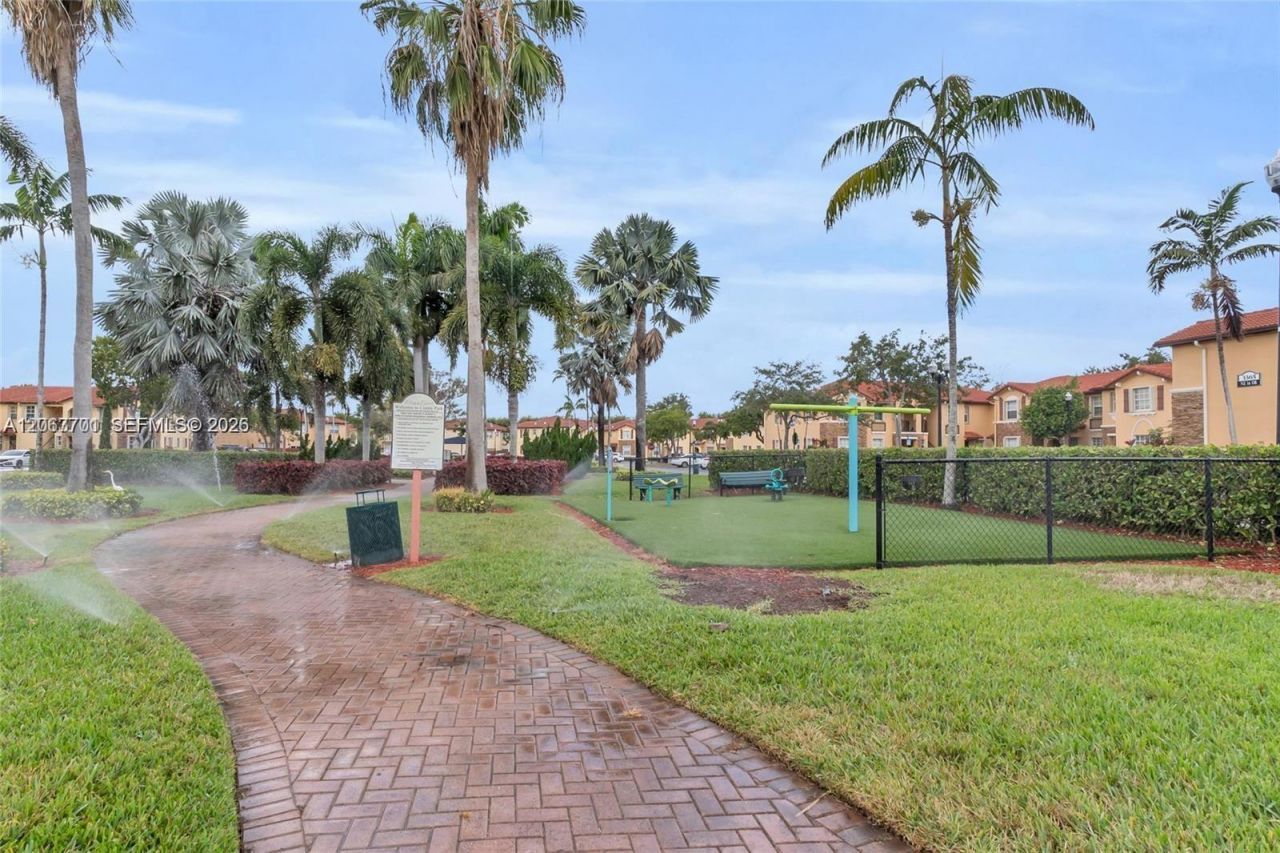 1395 NE 33rd Ave , Unit 206-26, Homestead, FL 33033 Photo