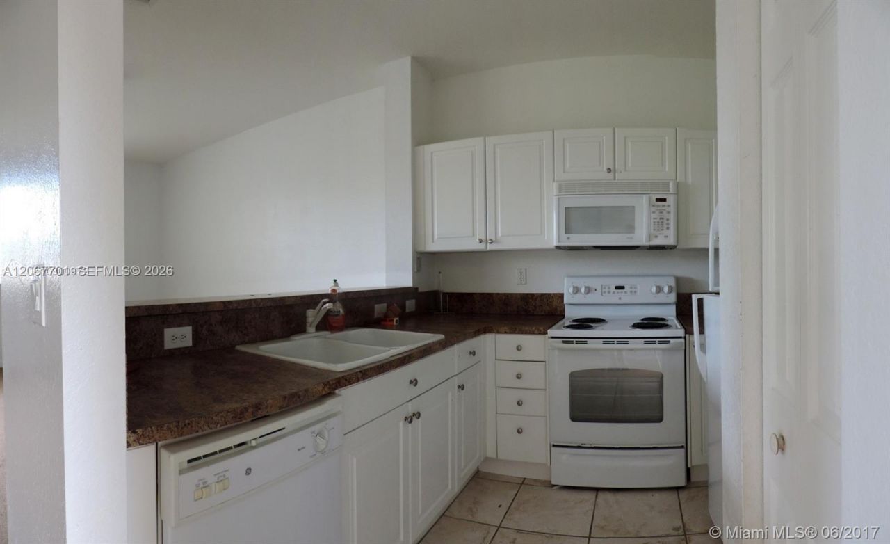 1395 NE 33rd Ave , Unit 206-26, Homestead, FL 33033 Photo