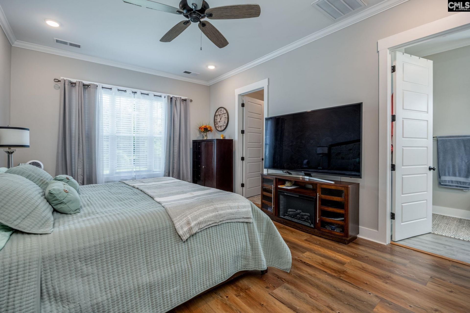 677 Rivernorth Drive Photo 37
