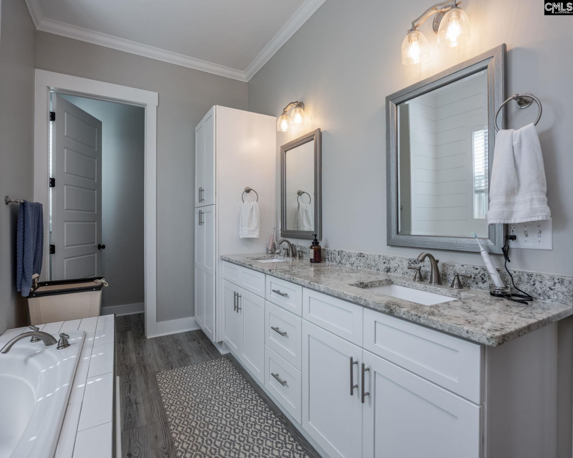 677 Rivernorth Drive Photo 42