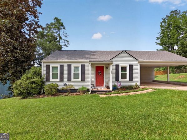 120 W White, Carrollton, GA 30117