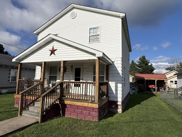 108 Basham St, SOPHIA, WV 25921
