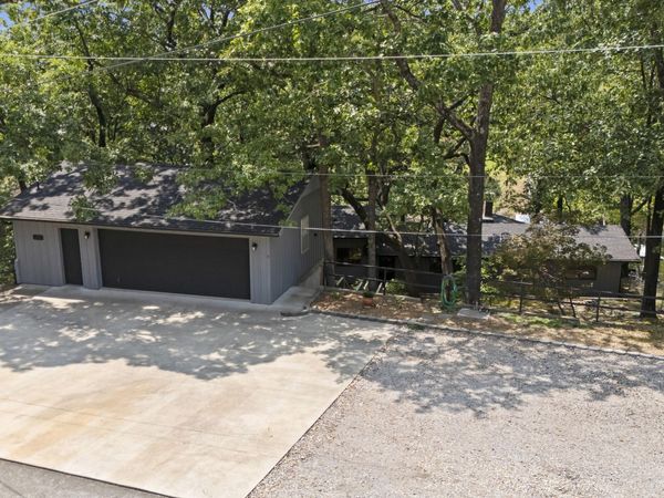 2306 Evans Drive , Grove, OK 74344