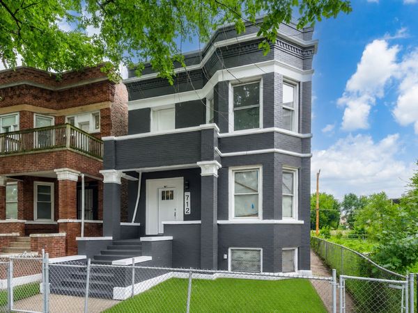 712 W Marquette Road , Chicago, IL 60621