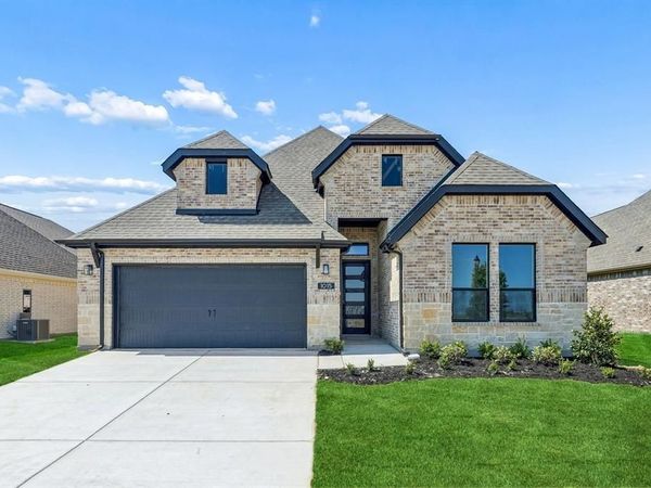1015 Goldenrod Drive , Justin, TX 76247