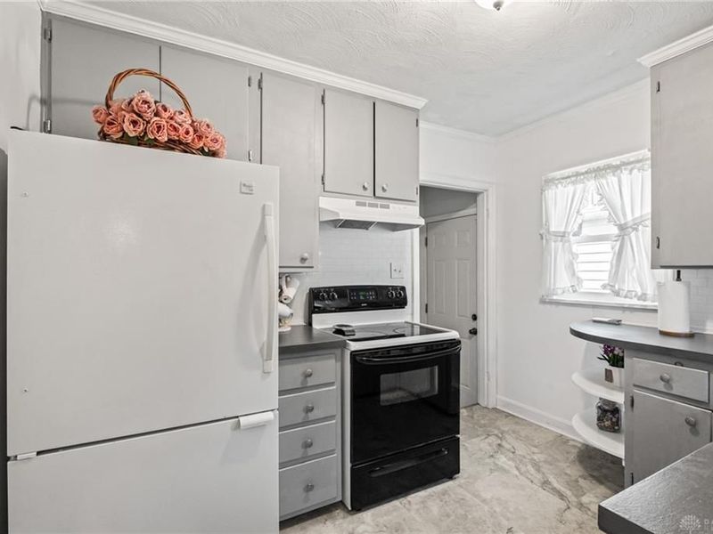 338 E Cottage Avenue, Dayton, OH 45449 Photo 12
