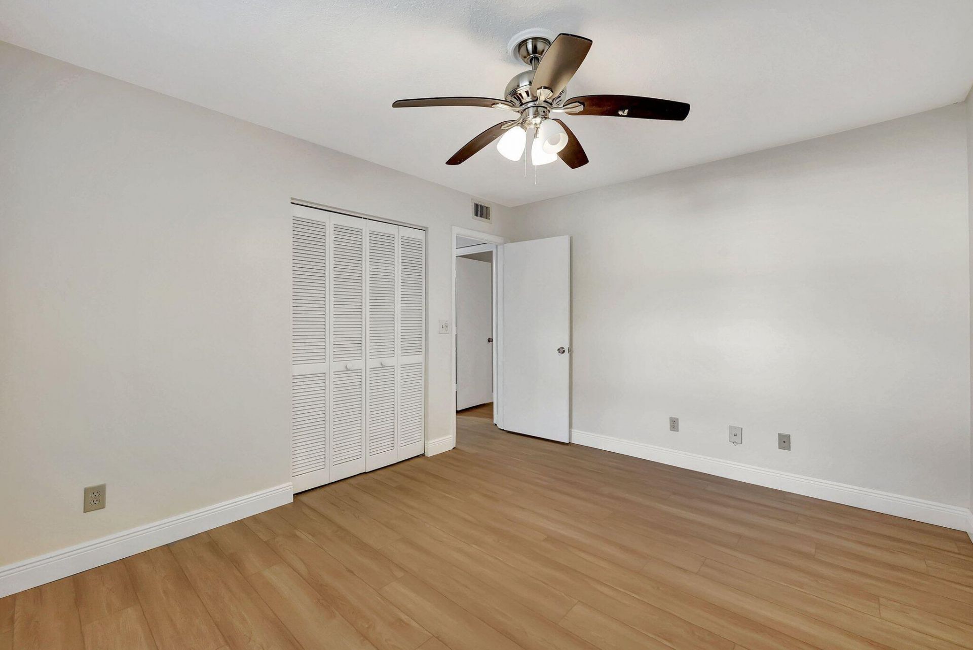 1200 SE Parkview Place, Unit F-5, Stuart, FL 34994 Photo