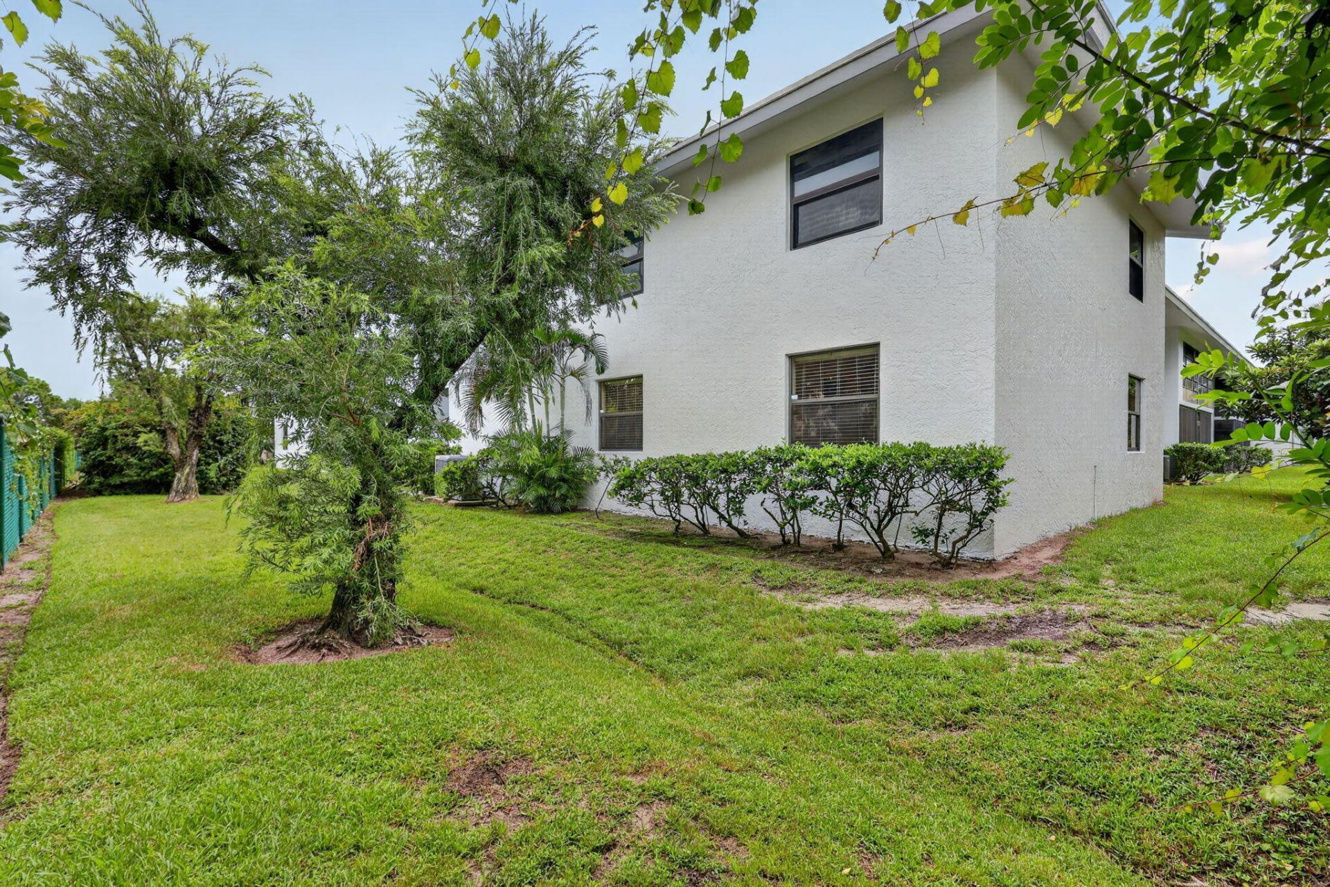 1200 SE Parkview Place, Unit F-5, Stuart, FL 34994 Photo