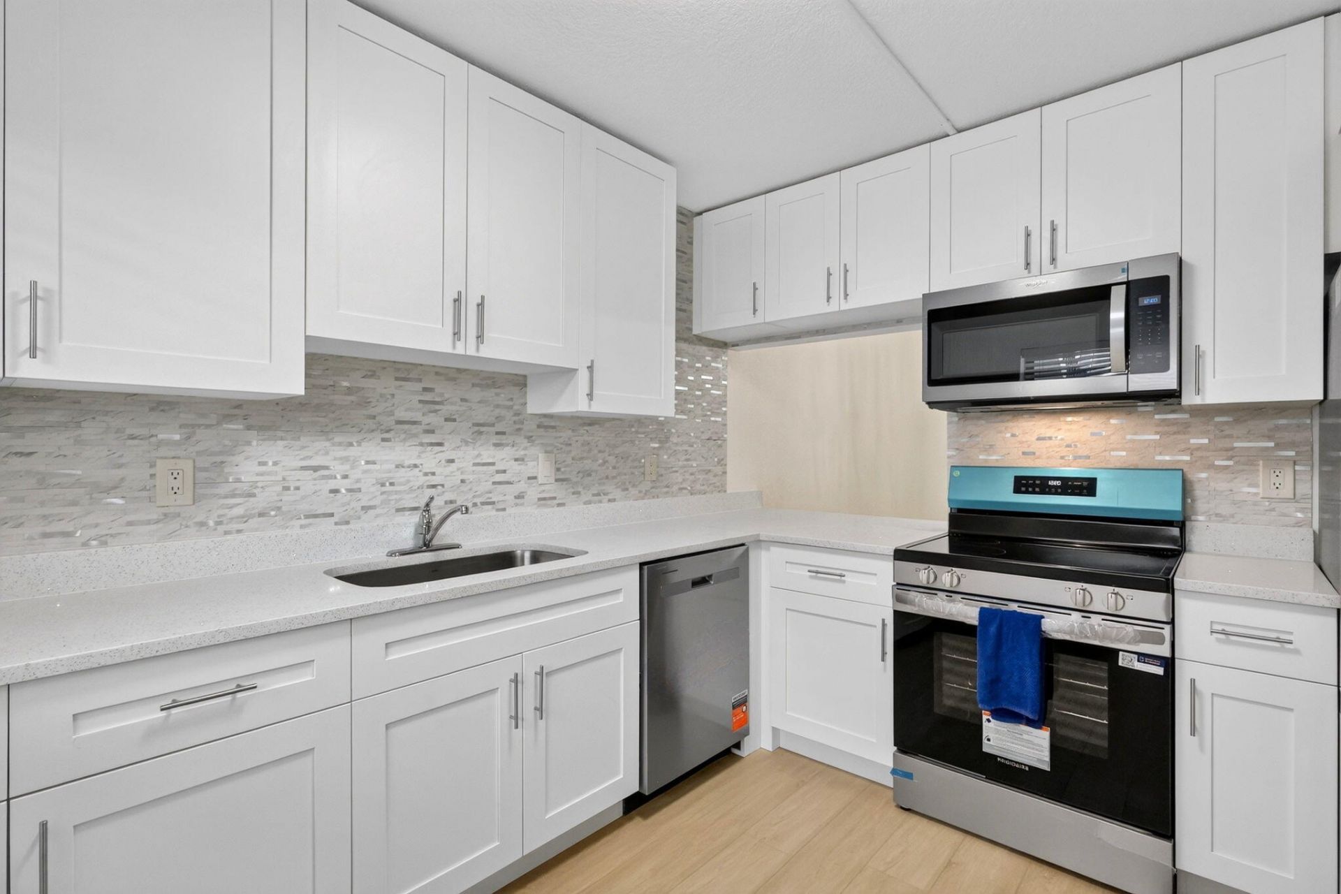 1200 SE Parkview Place, Unit F-5, Stuart, FL 34994 Photo