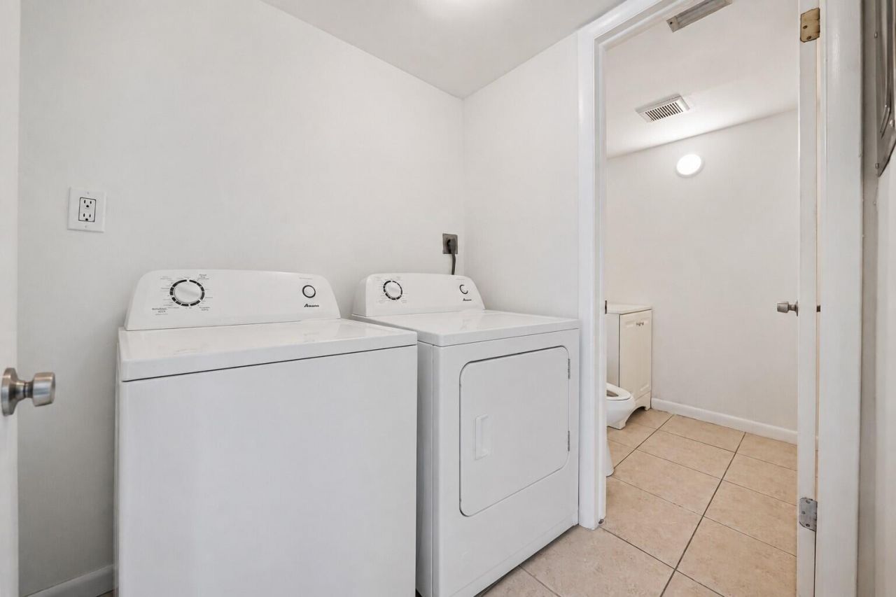 2173 White Pine Circle, Unit C, Greenacres, FL 33415 Photo