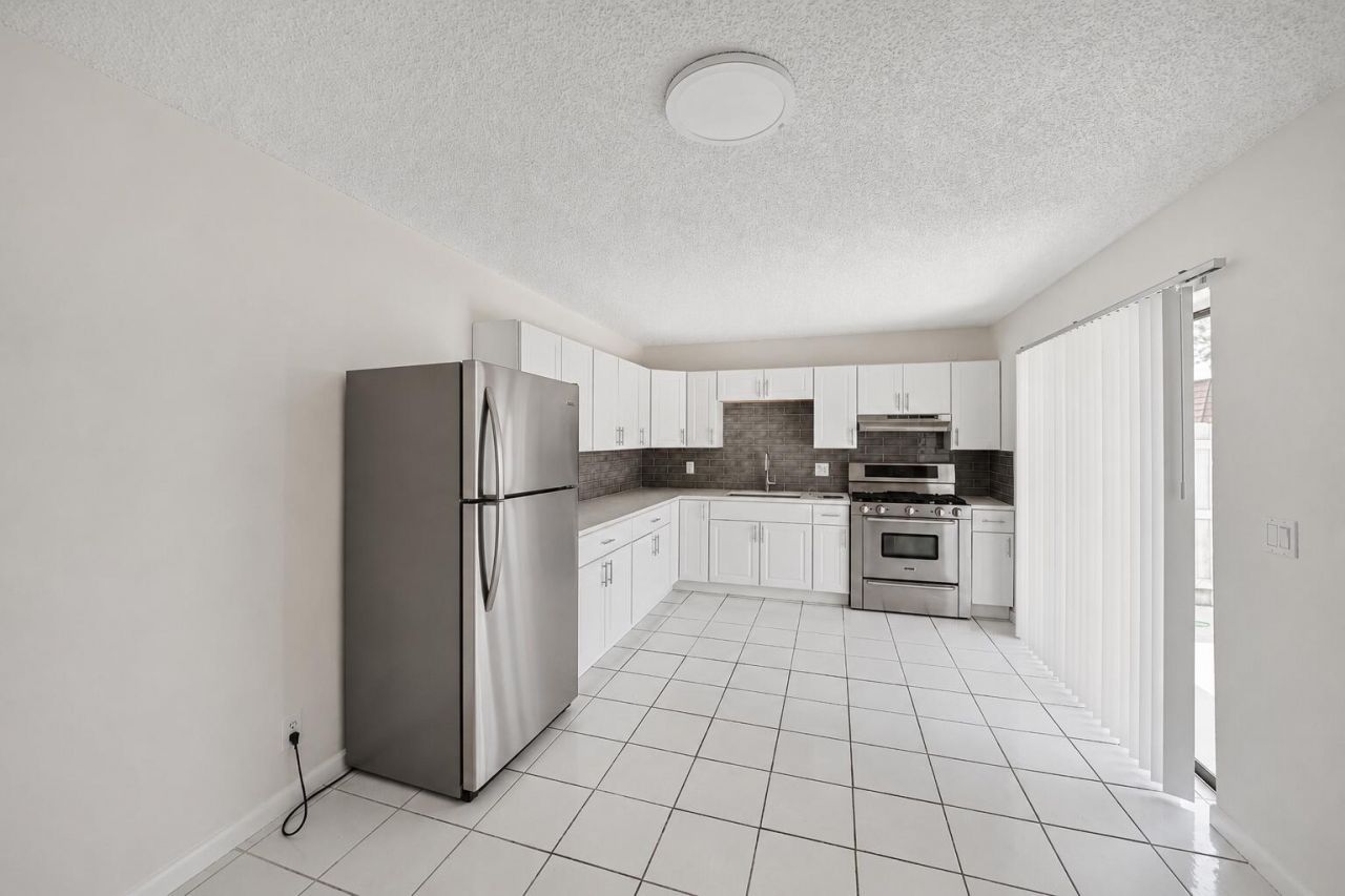 2173 White Pine Circle, Unit C, Greenacres, FL 33415 Photo