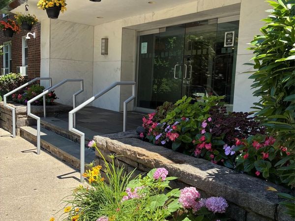1133 Midland Avenue, Unit 1C, Bronxville, NY 10708