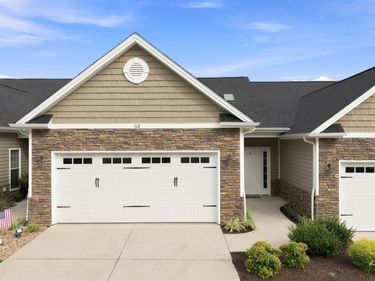 112 Chateau Place, Lynchburg, VA 24502