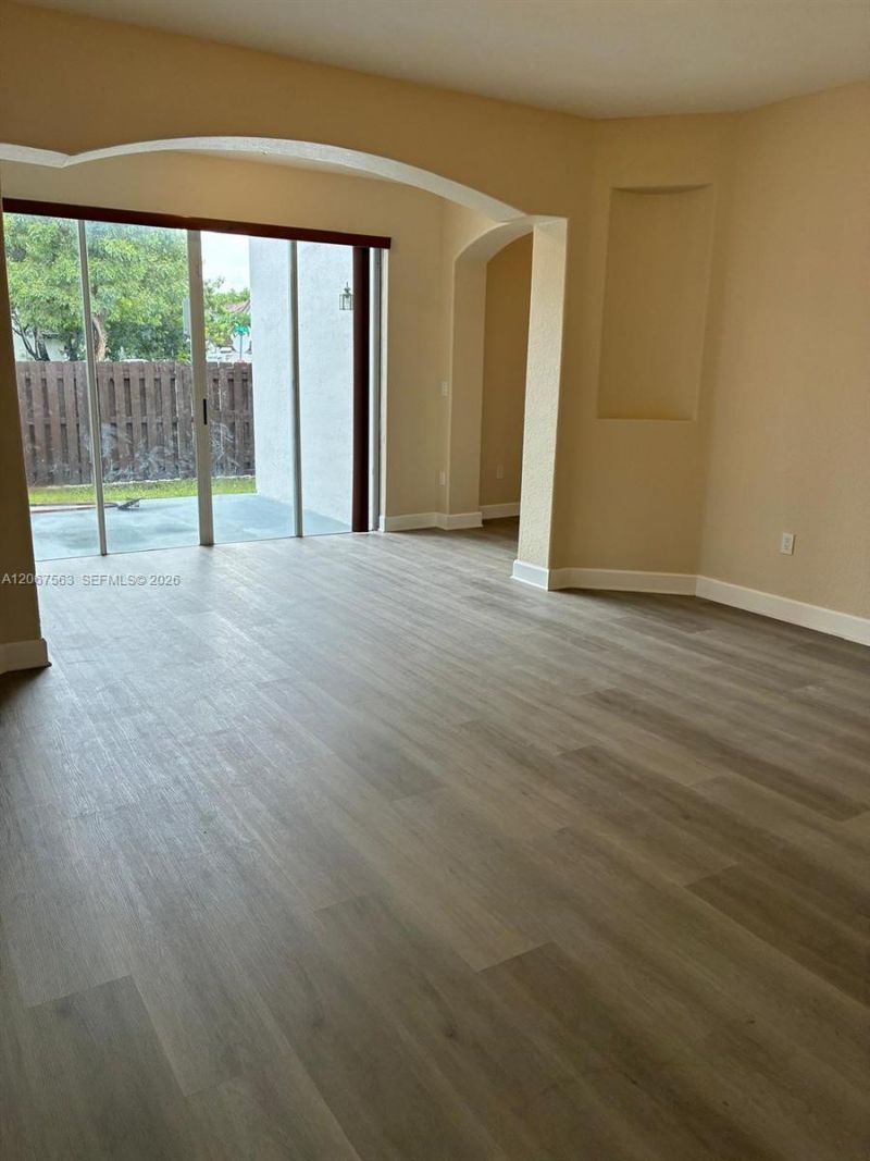8205 NW 116th Ave, Doral, FL 33178 Photo