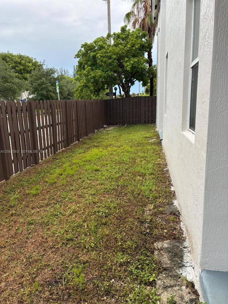 8205 NW 116th Ave, Doral, FL 33178 Photo