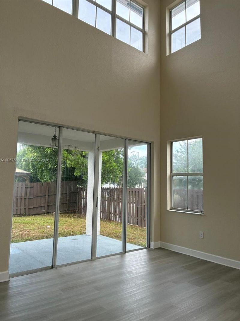8205 NW 116th Ave, Doral, FL 33178 Photo