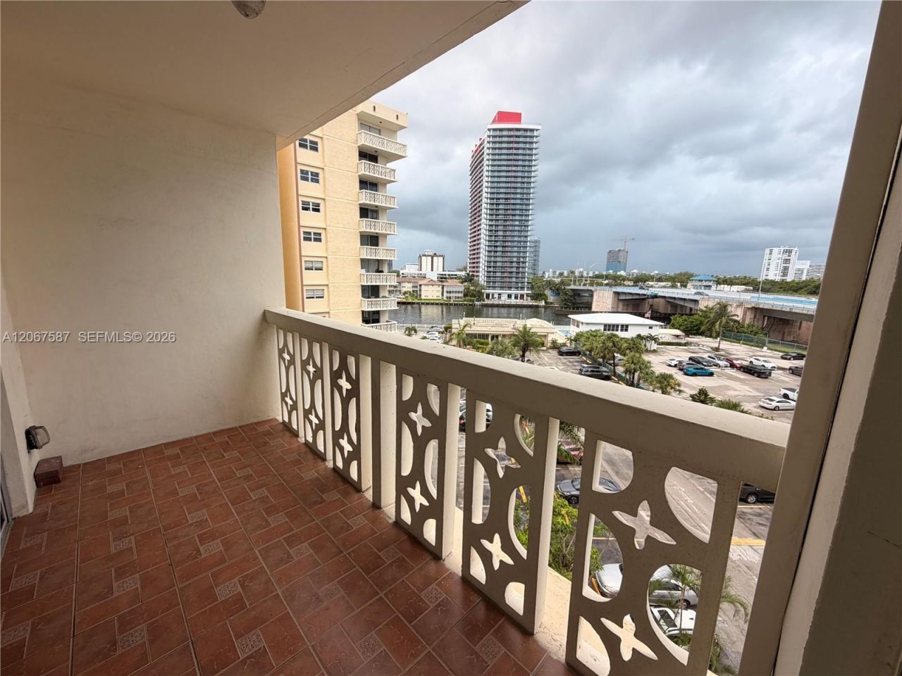 1825 S Ocean Dr , Unit 607, Hallandale Beach, FL 33009 Photo