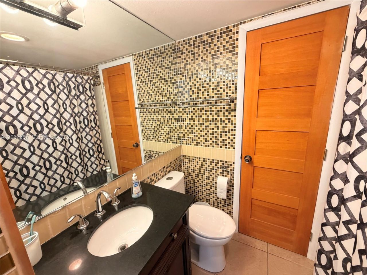 1825 S Ocean Dr , Unit 607, Hallandale Beach, FL 33009 Photo