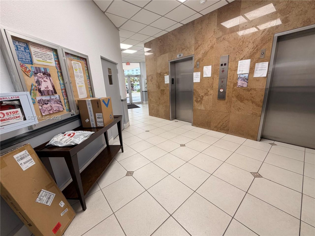 1825 S Ocean Dr , Unit 607, Hallandale Beach, FL 33009 Photo