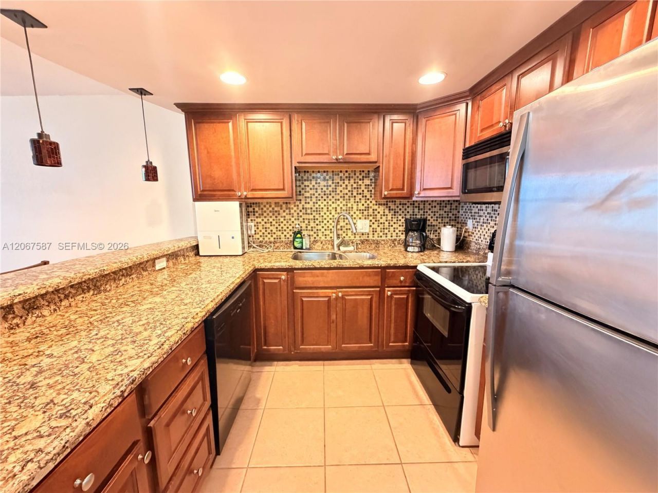 1825 S Ocean Dr , Unit 607, Hallandale Beach, FL 33009 Photo