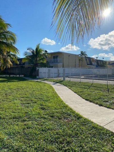 517 SW 1st Ct , Boynton Beach, FL 33435 Photo