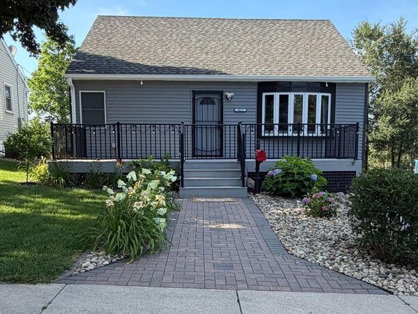 4025 7th Place NW, Rochester, MN 55901