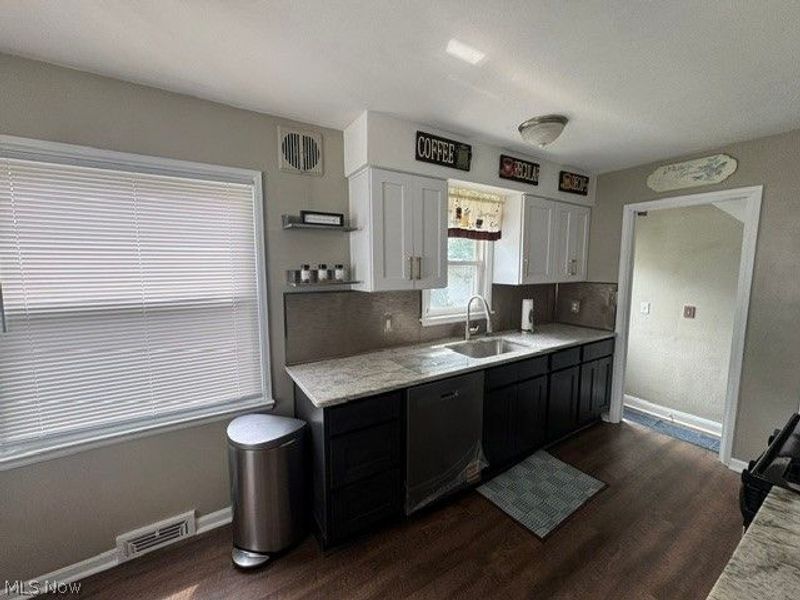 2725 Walbrook Avenue, Cleveland, OH 44109 Photo 5