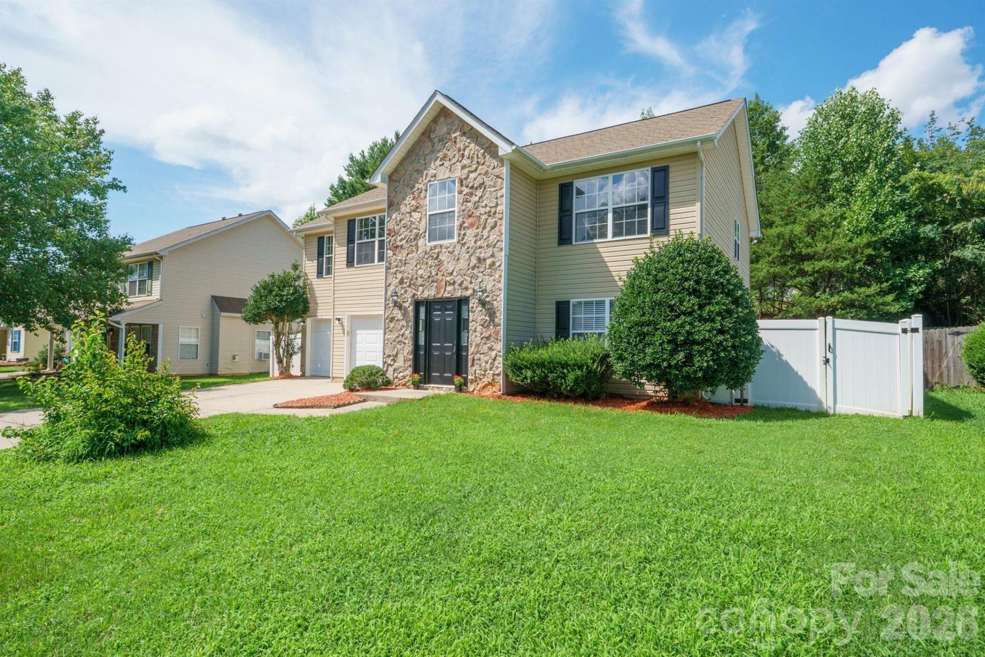 2646 Amber Crest Drive, Gastonia, NC 28052 Main Photo