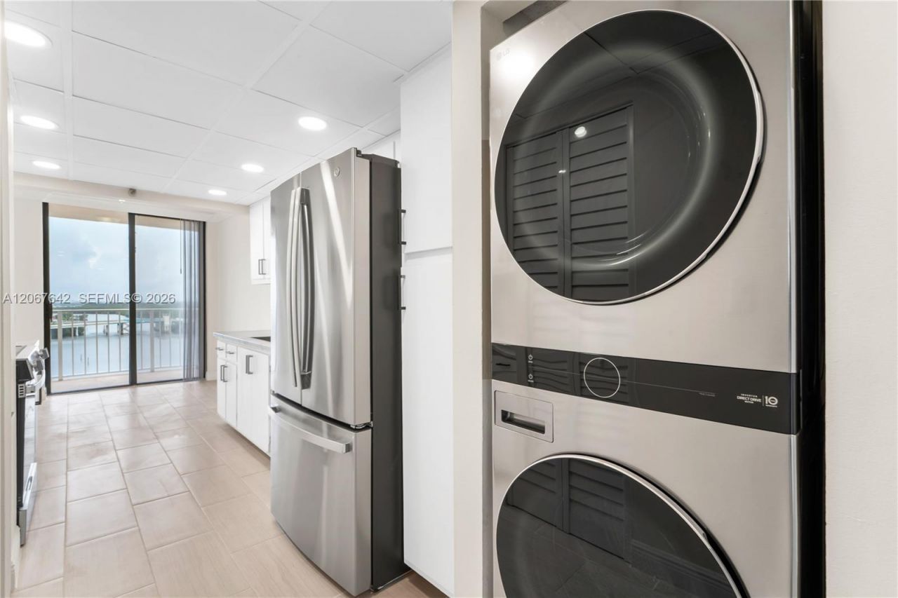 290 174th St, Unit 1519, Sunny Isles Beach, FL 33160 Photo