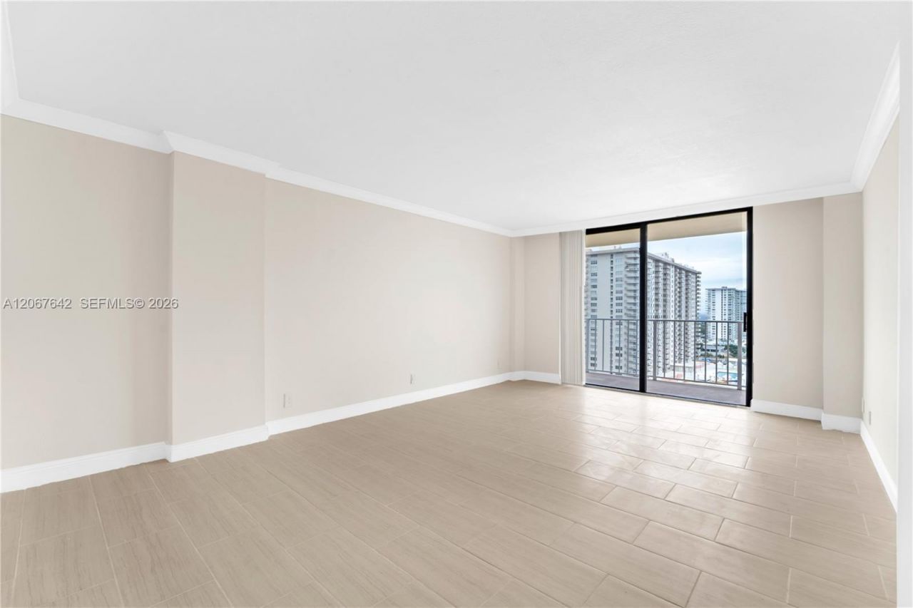 290 174th St, Unit 1519, Sunny Isles Beach, FL 33160 Photo