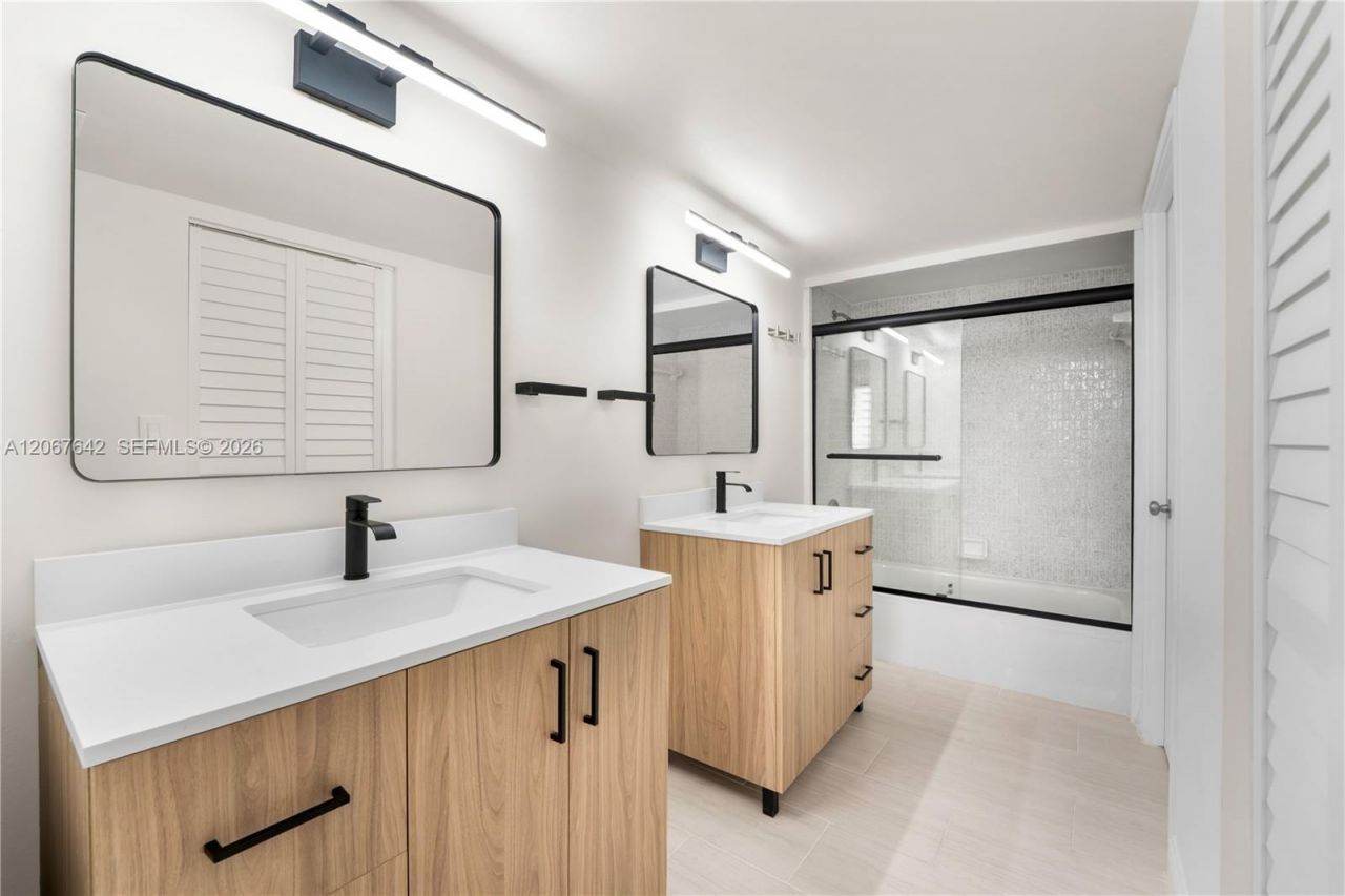 290 174th St, Unit 1519, Sunny Isles Beach, FL 33160 Photo