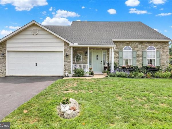 2401 JOHN HENRY DRIVE, SINKING SPRING, PA 19608
