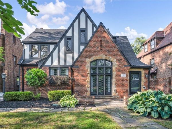2717 Derbyshire Road , Cleveland Heights, OH 44106