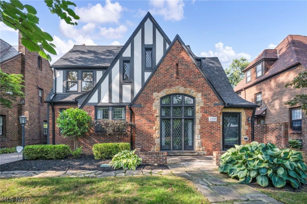 2717 Derbyshire Road, Cleveland Heights, OH 44106 Main Photo