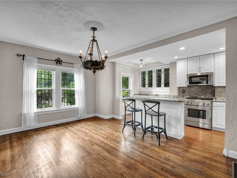 2717 Derbyshire Road, Cleveland Heights, OH 44106 Photo 16