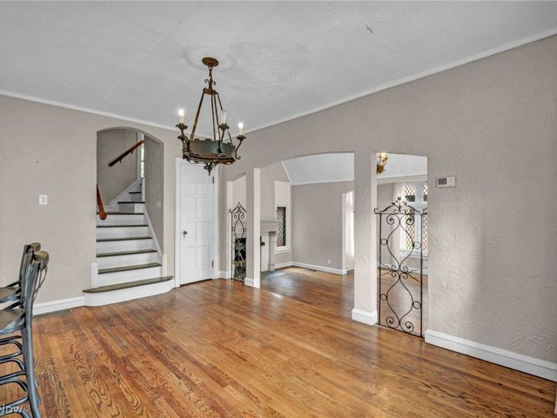 2717 Derbyshire Road, Cleveland Heights, OH 44106 Photo 18