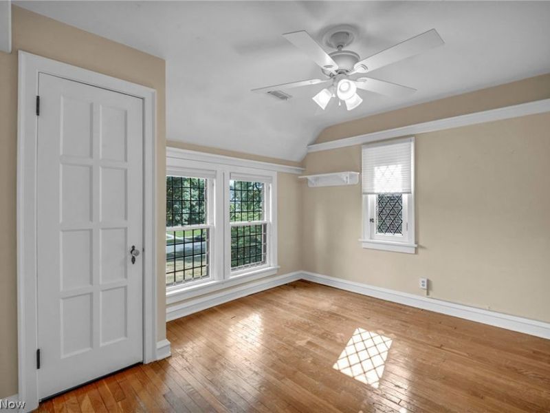 2717 Derbyshire Road, Cleveland Heights, OH 44106 Photo 32