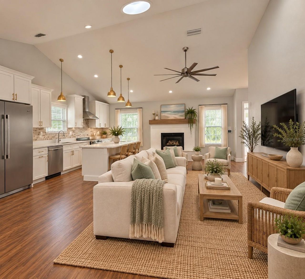 762 Pine Shores Circle, New Smyrna Beach, FL 32168 Photo