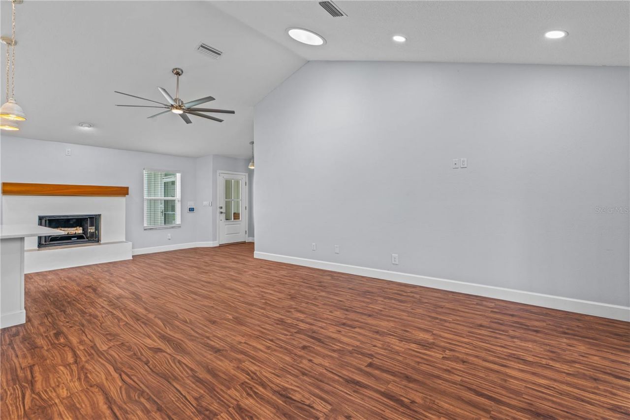 762 Pine Shores Circle, New Smyrna Beach, FL 32168 Photo