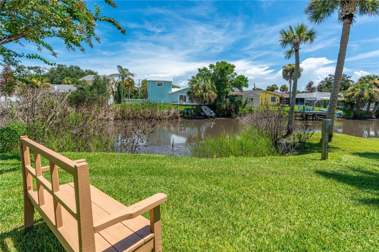 762 Pine Shores Circle, New Smyrna Beach, FL 32168 Photo
