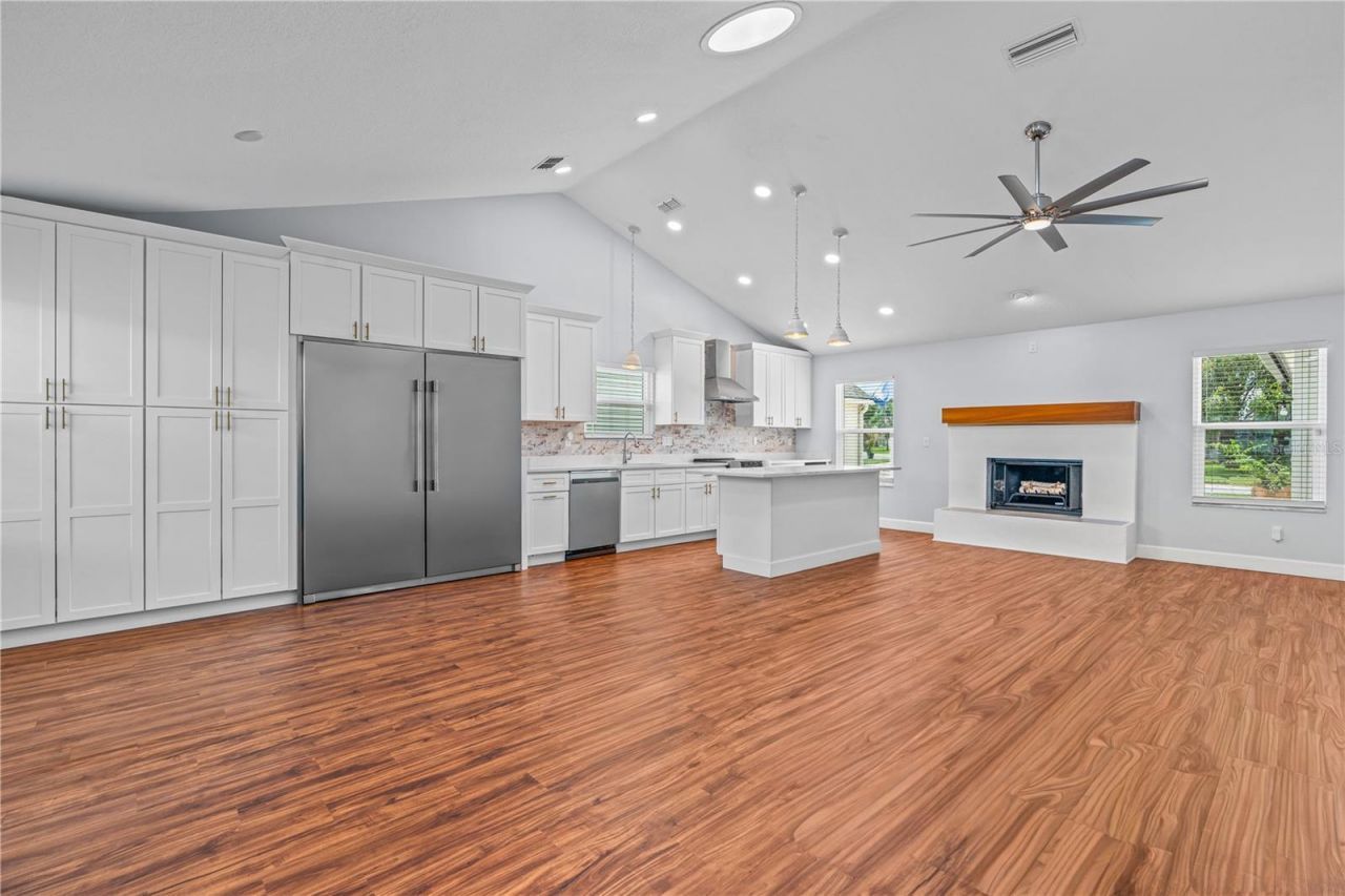762 Pine Shores Circle, New Smyrna Beach, FL 32168 Photo