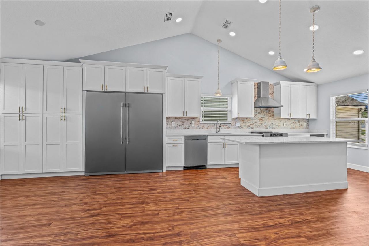 762 Pine Shores Circle, New Smyrna Beach, FL 32168 Photo