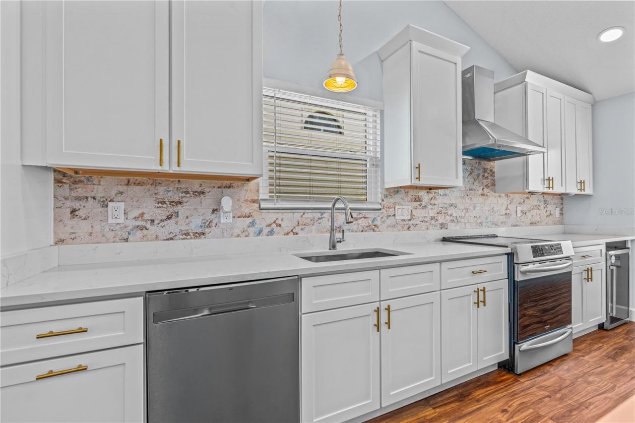 762 Pine Shores Circle, New Smyrna Beach, FL 32168 Photo