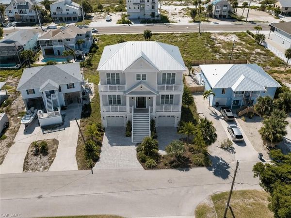 7930 Buccaneer DR, FORT MYERS BEACH, FL 33931