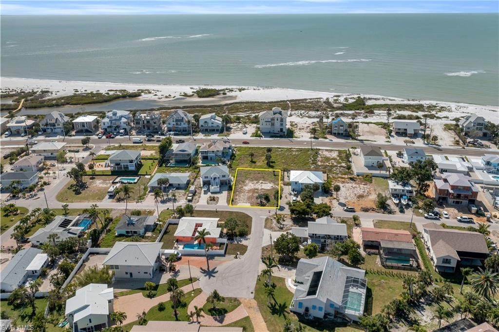 7930 Buccaneer Dr, Fort Myers Beach, FL 33931 Photo